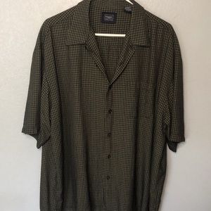 Haggar Collection button down black men’s 2XL short sleeve shirt rayon polyester